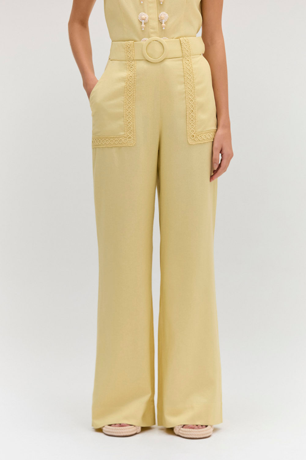 Calça linho candy amarelo