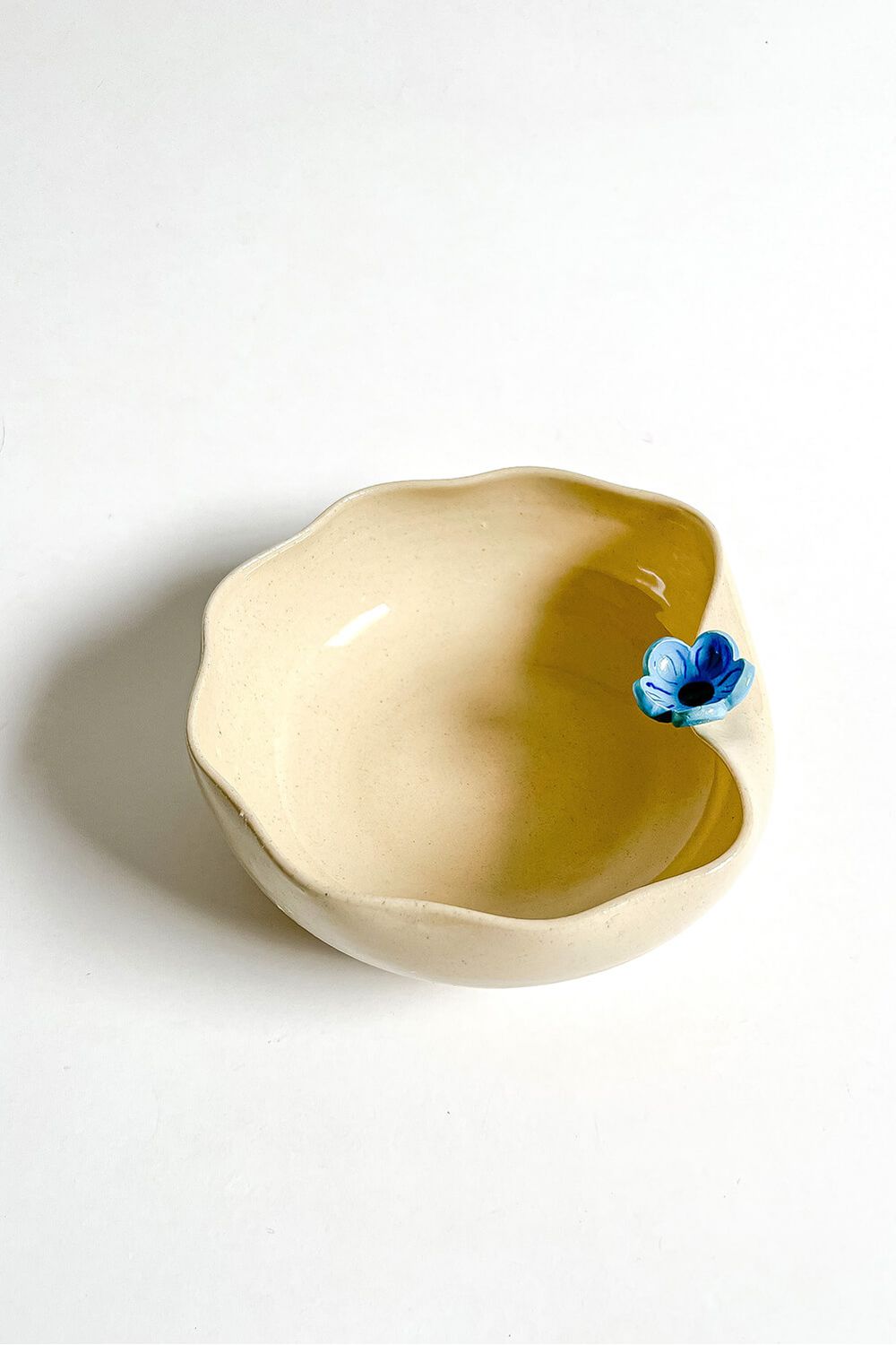 Bowl blue daisy nude