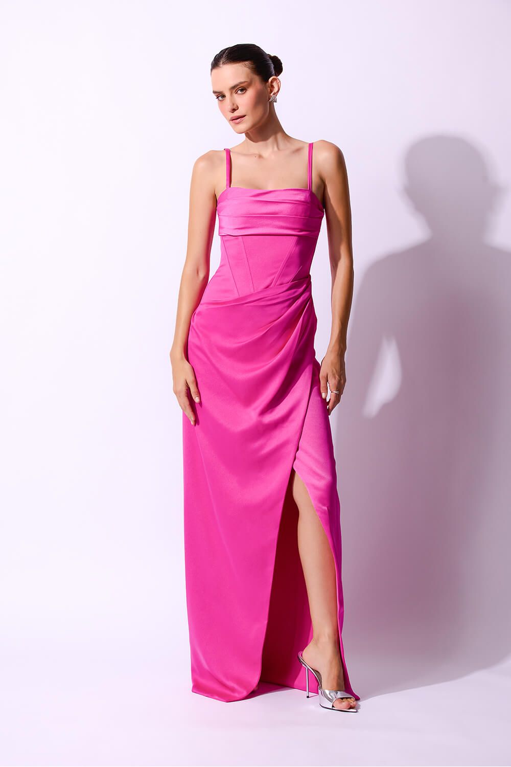 Vestido longo fenda crepe desire rosa