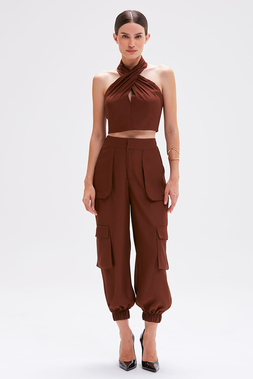 Calça alfaiataria âmbar  marrom